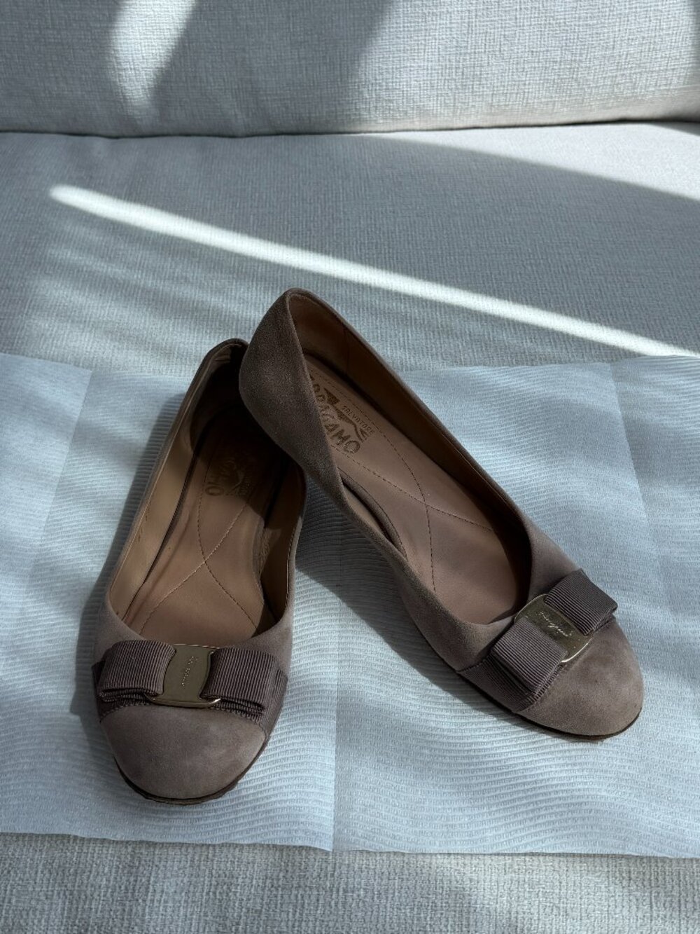 Authentic Salvatore Ferragamo Suede Varina Flats size 6.5